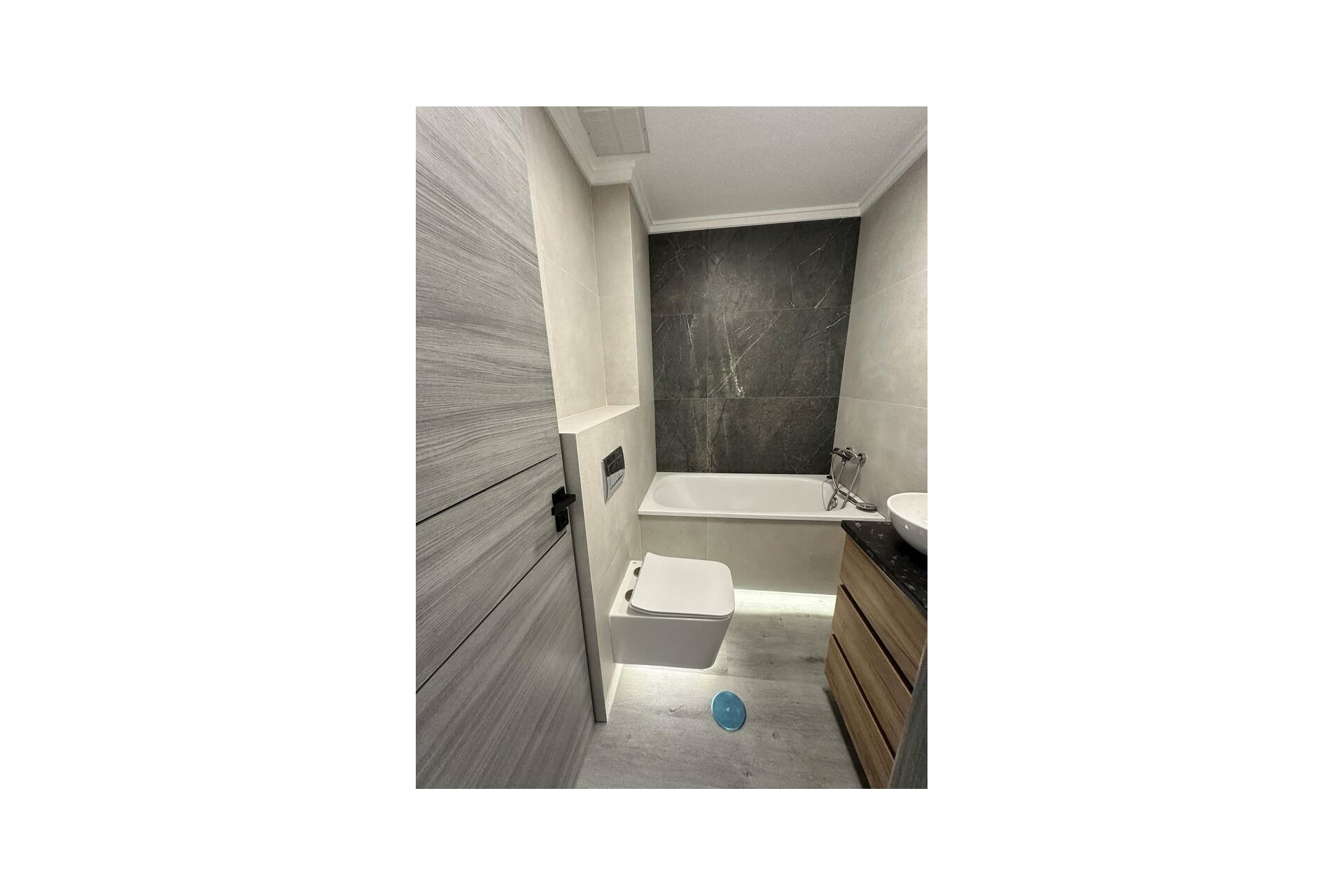 Reventa - Apartment -
Torrevieja - Centro