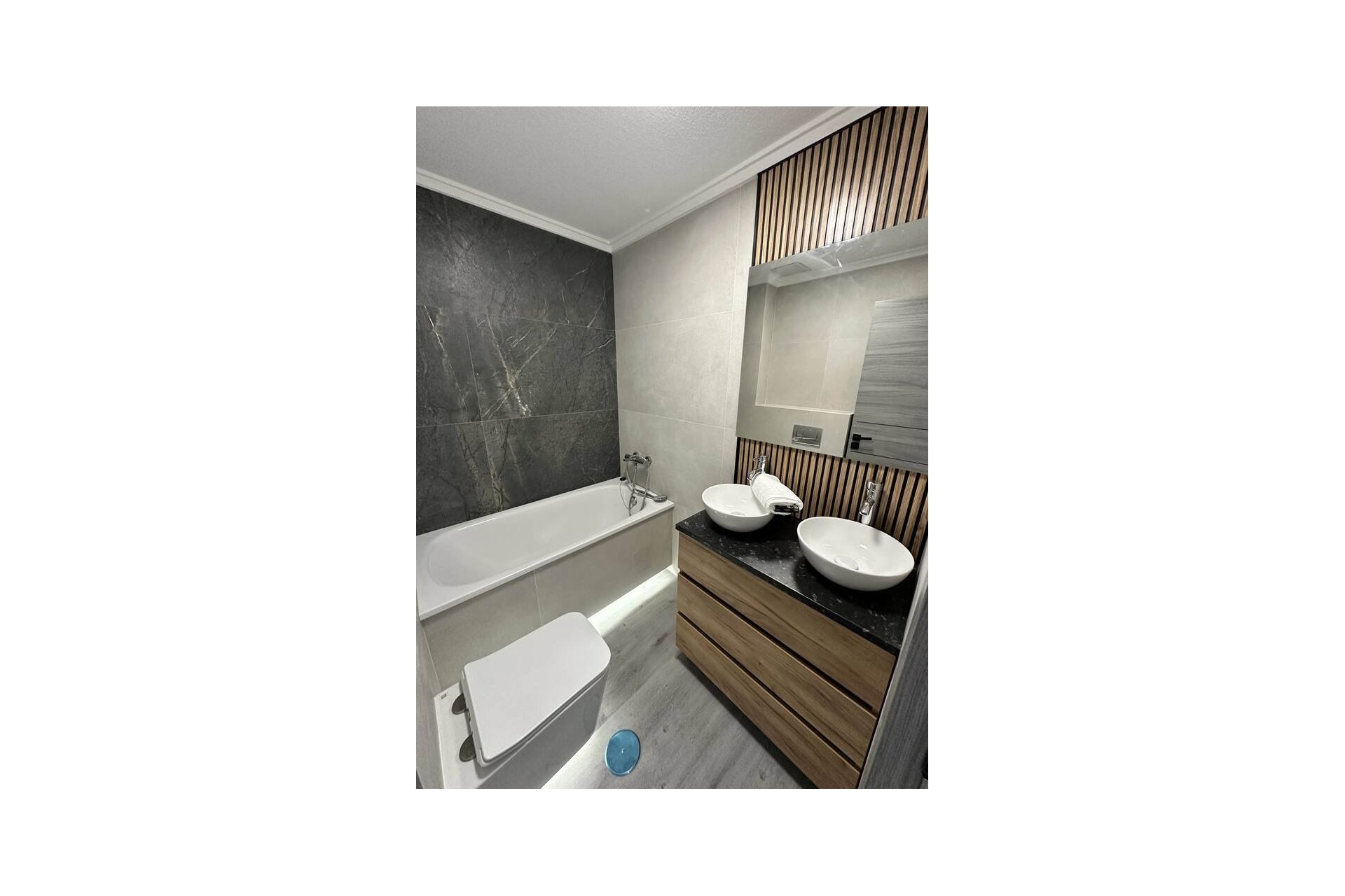 Reventa - Apartment -
Torrevieja - Centro