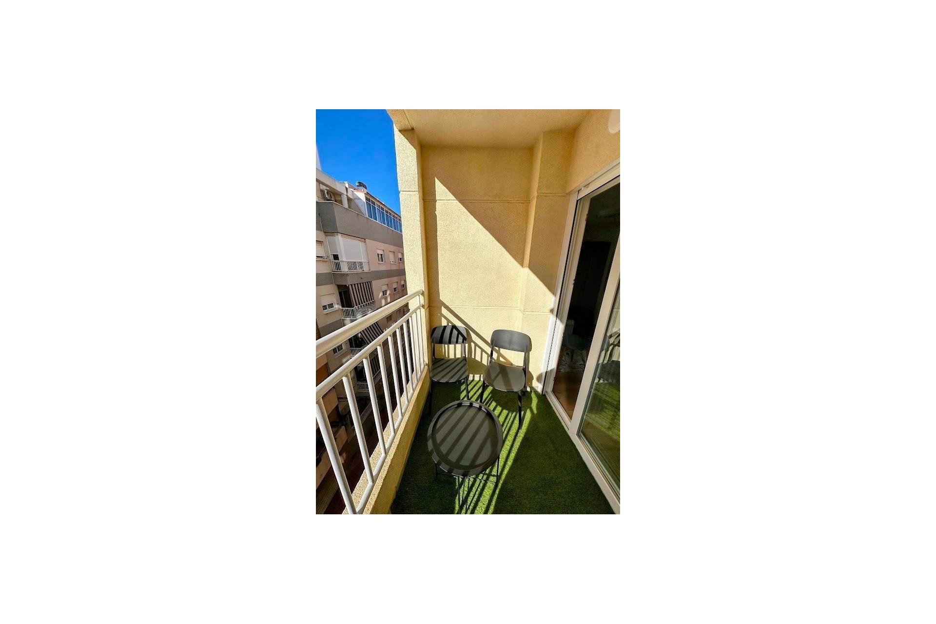 Reventa - Apartment -
Torrevieja - Centro
