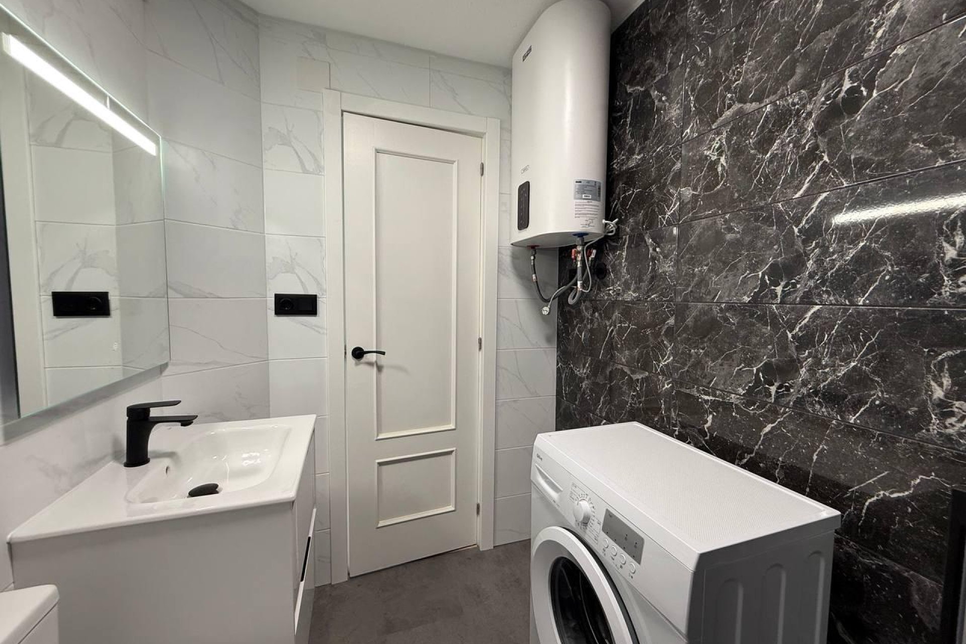 Reventa - Apartment -
Torrevieja - Centro