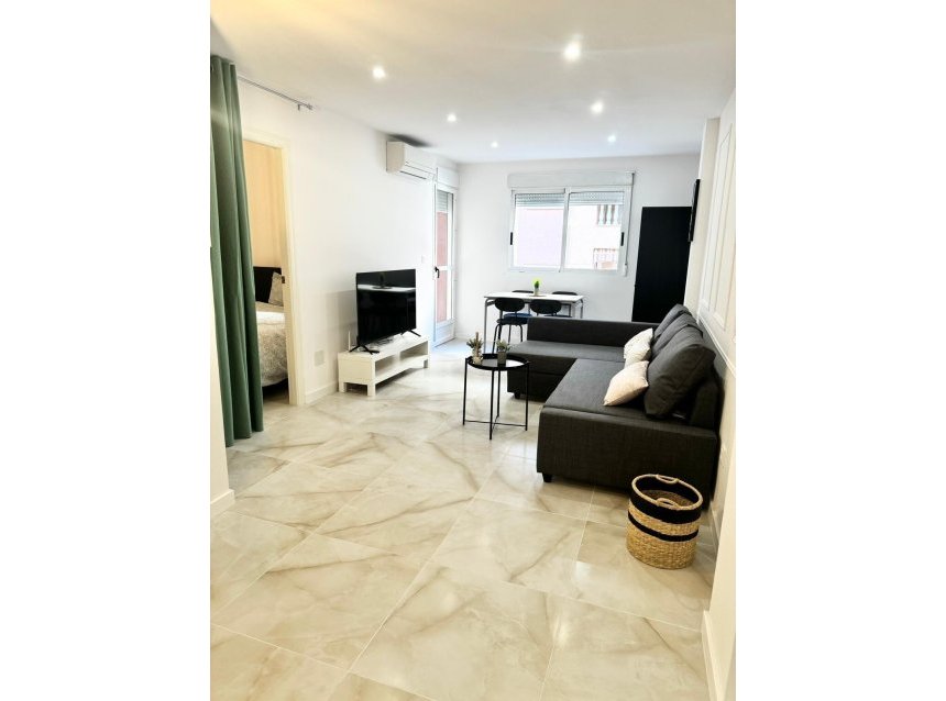 Reventa - Apartment -
Torrevieja - Centro