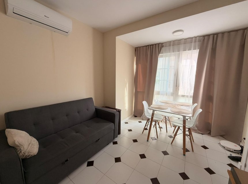 Reventa - Apartment -
Torrevieja - Centro