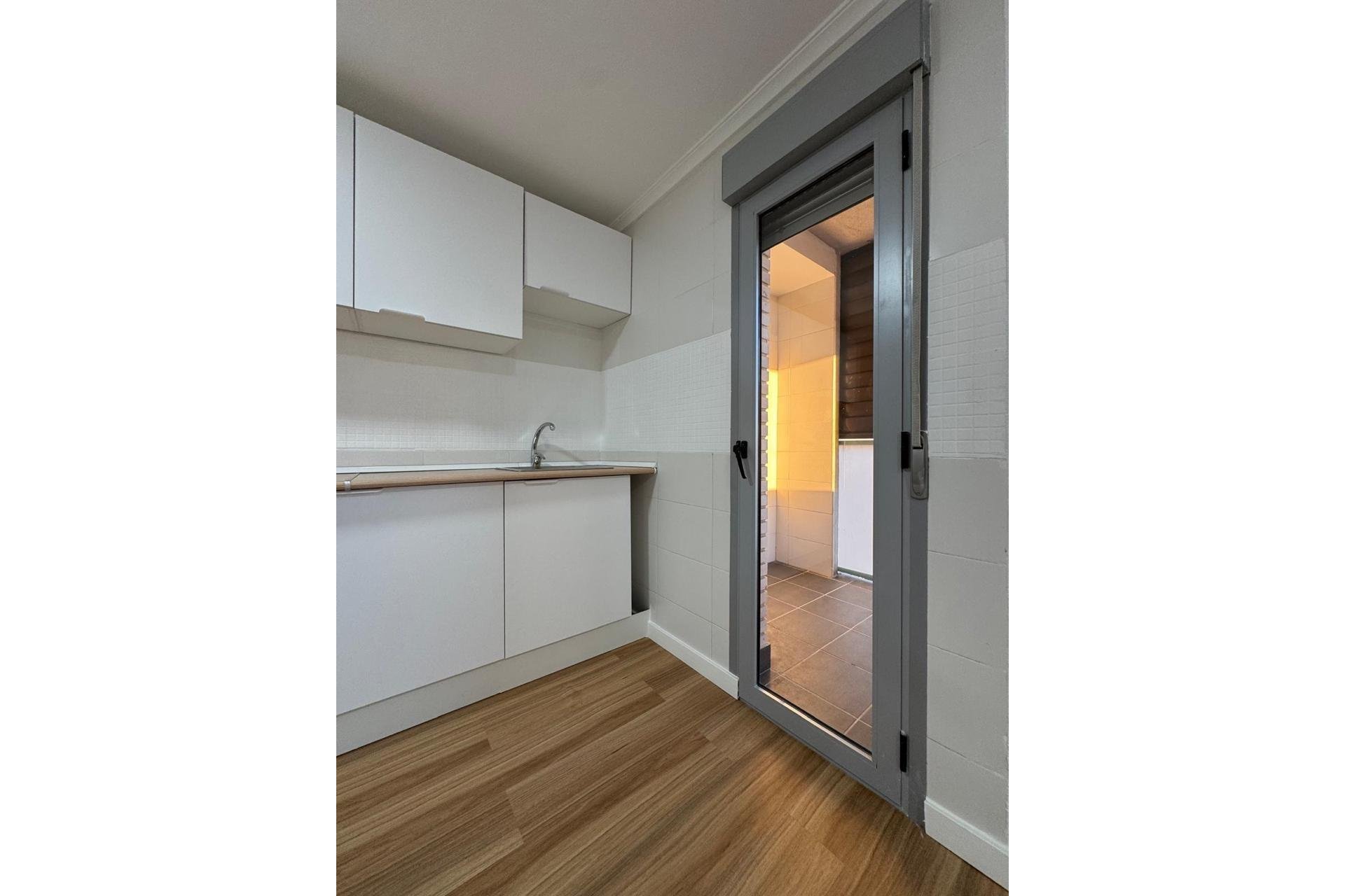 Reventa - Apartment -
Torrevieja - Centro