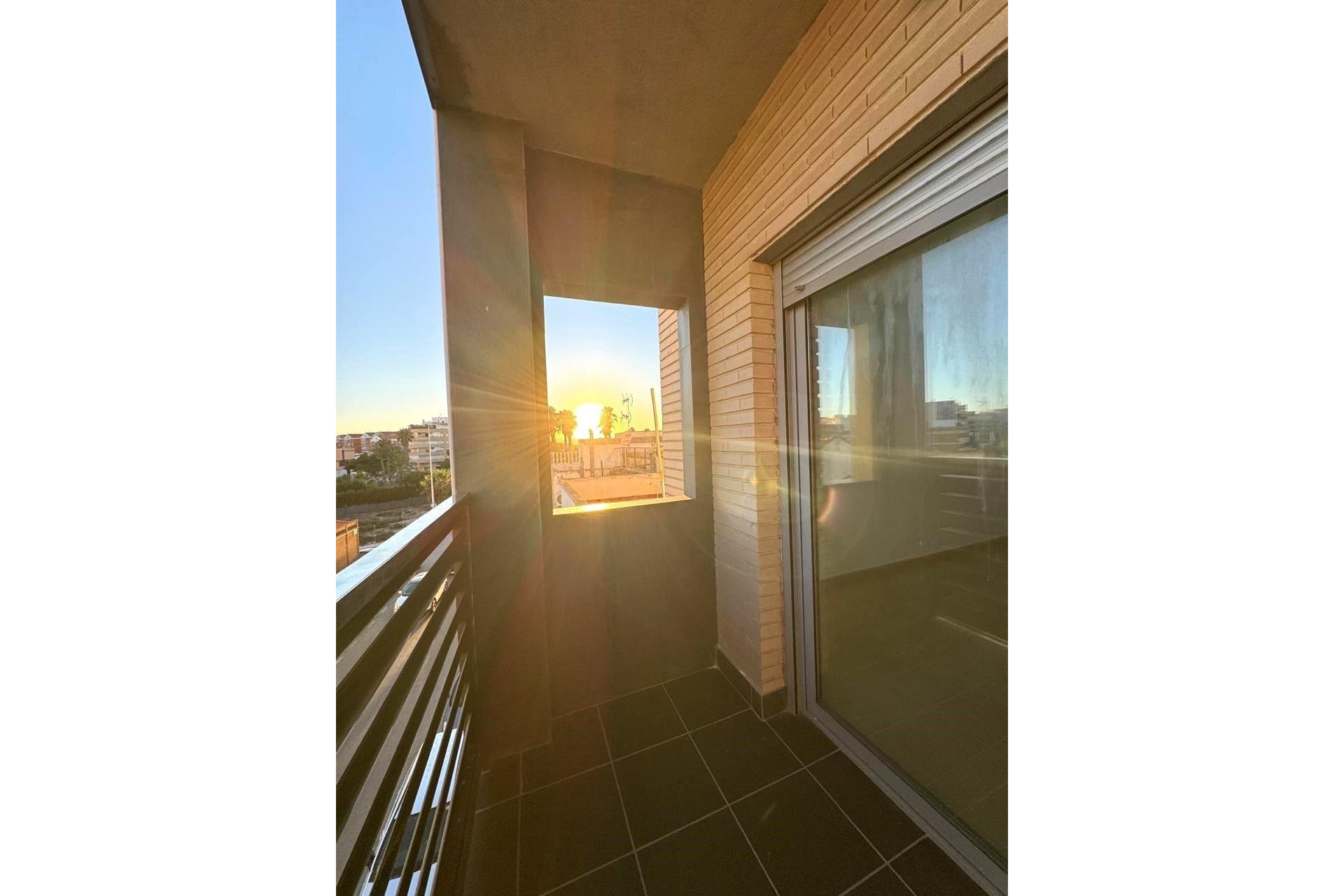 Reventa - Apartment -
Torrevieja - Centro