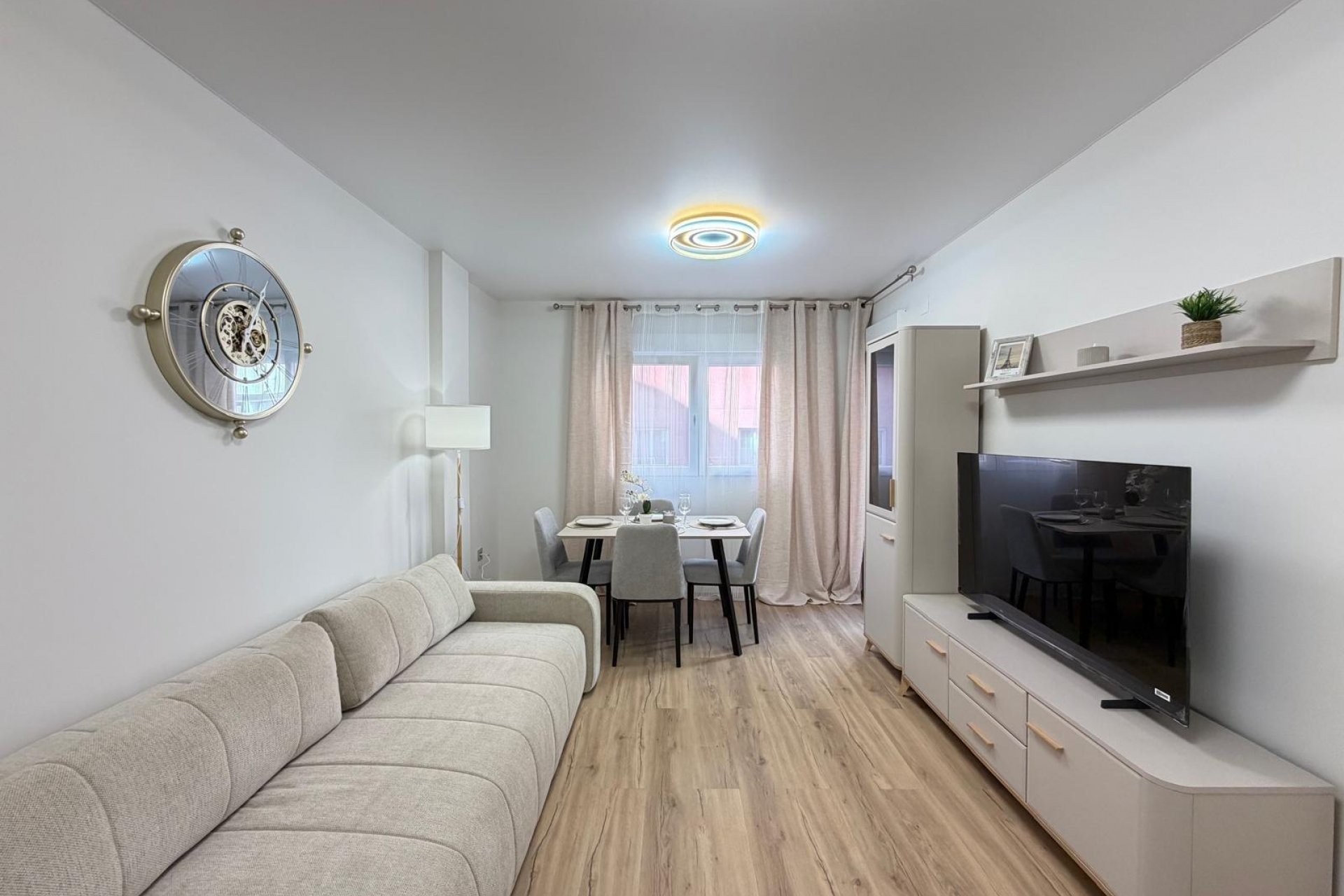 Reventa - Apartment -
Torrevieja - Centro