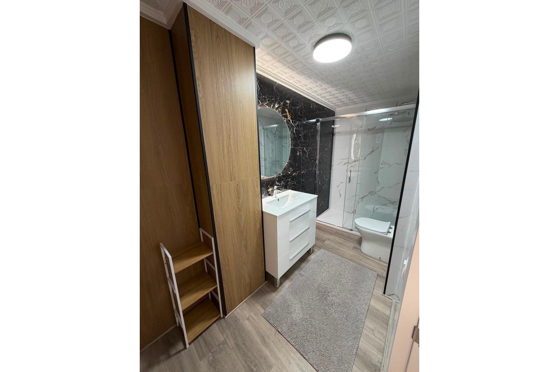 Reventa - Apartment -
Torrevieja - Centro