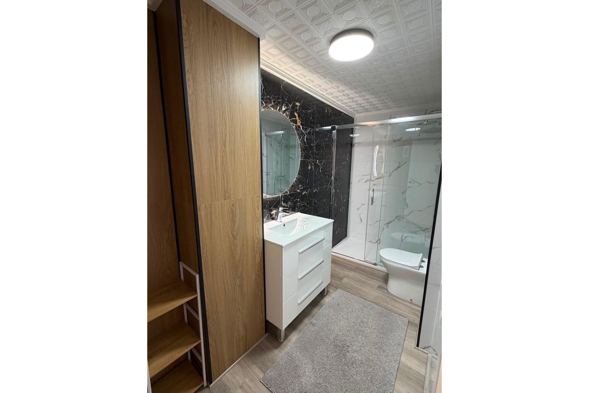 Reventa - Apartment -
Torrevieja - Centro