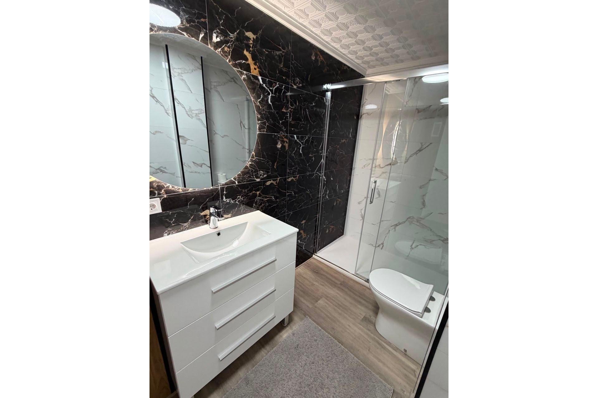 Reventa - Apartment -
Torrevieja - Centro