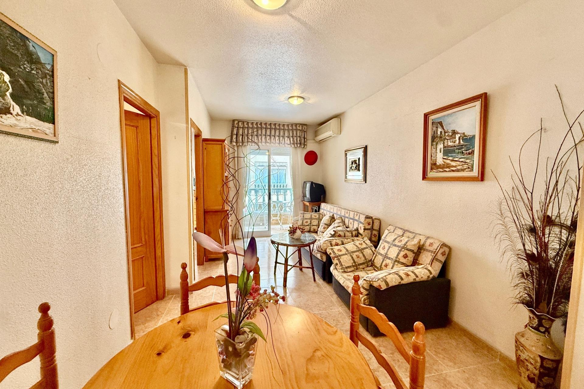 Reventa - Apartment -
Torrevieja - Centro