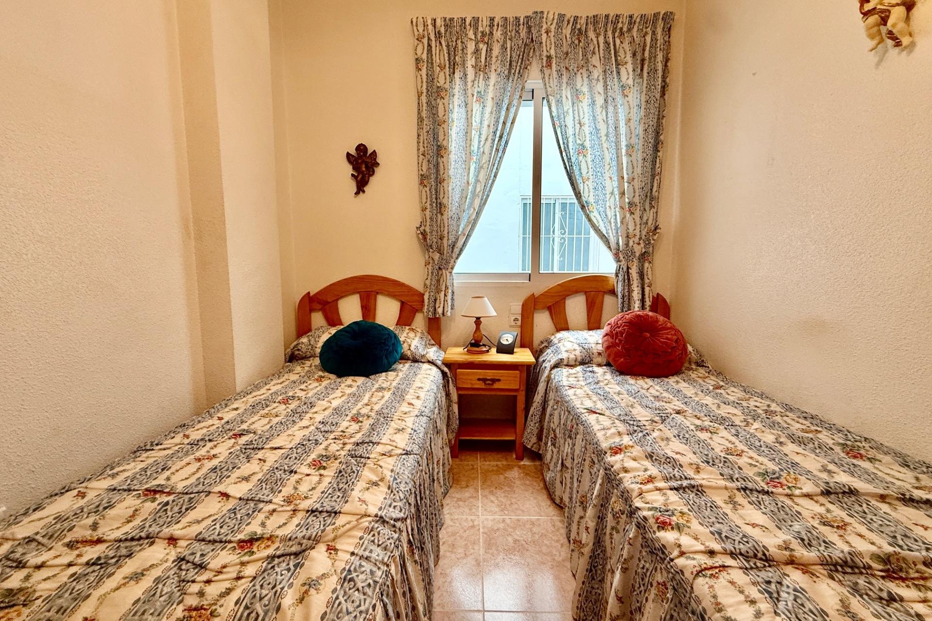 Reventa - Apartment -
Torrevieja - Centro