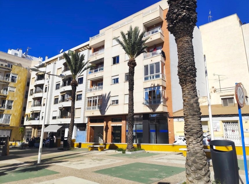 Reventa - Apartment -
Torrevieja - Centro
