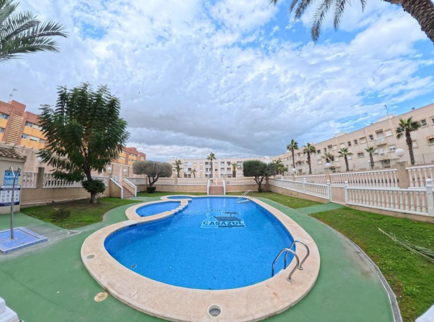 Reventa - Apartment -
Torrevieja - Centro
