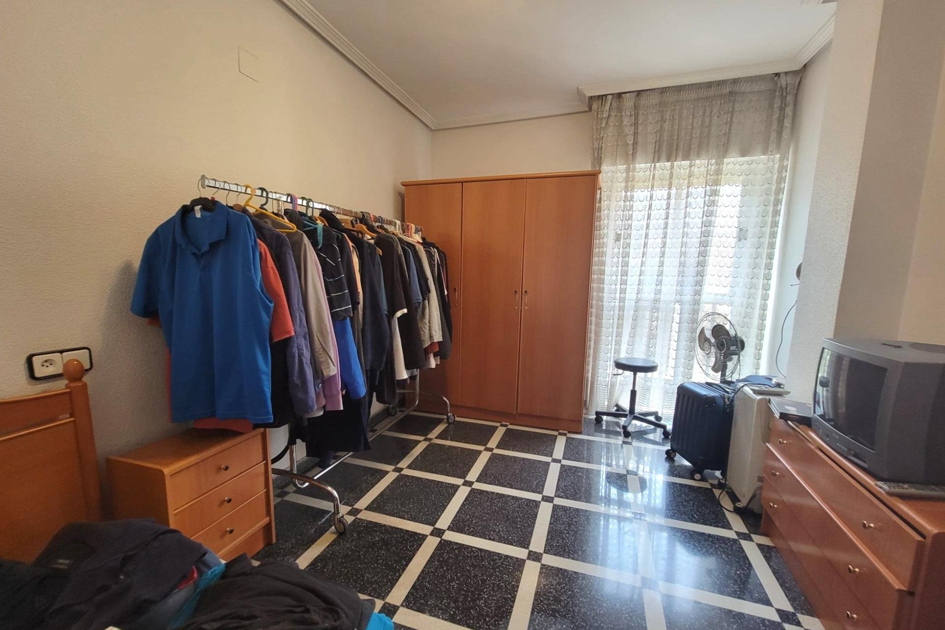 Reventa - Apartment -
Torrevieja - Centro