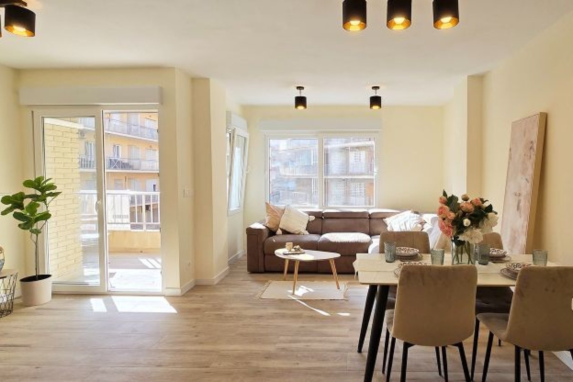 Reventa - Apartment -
Torrevieja - Centro