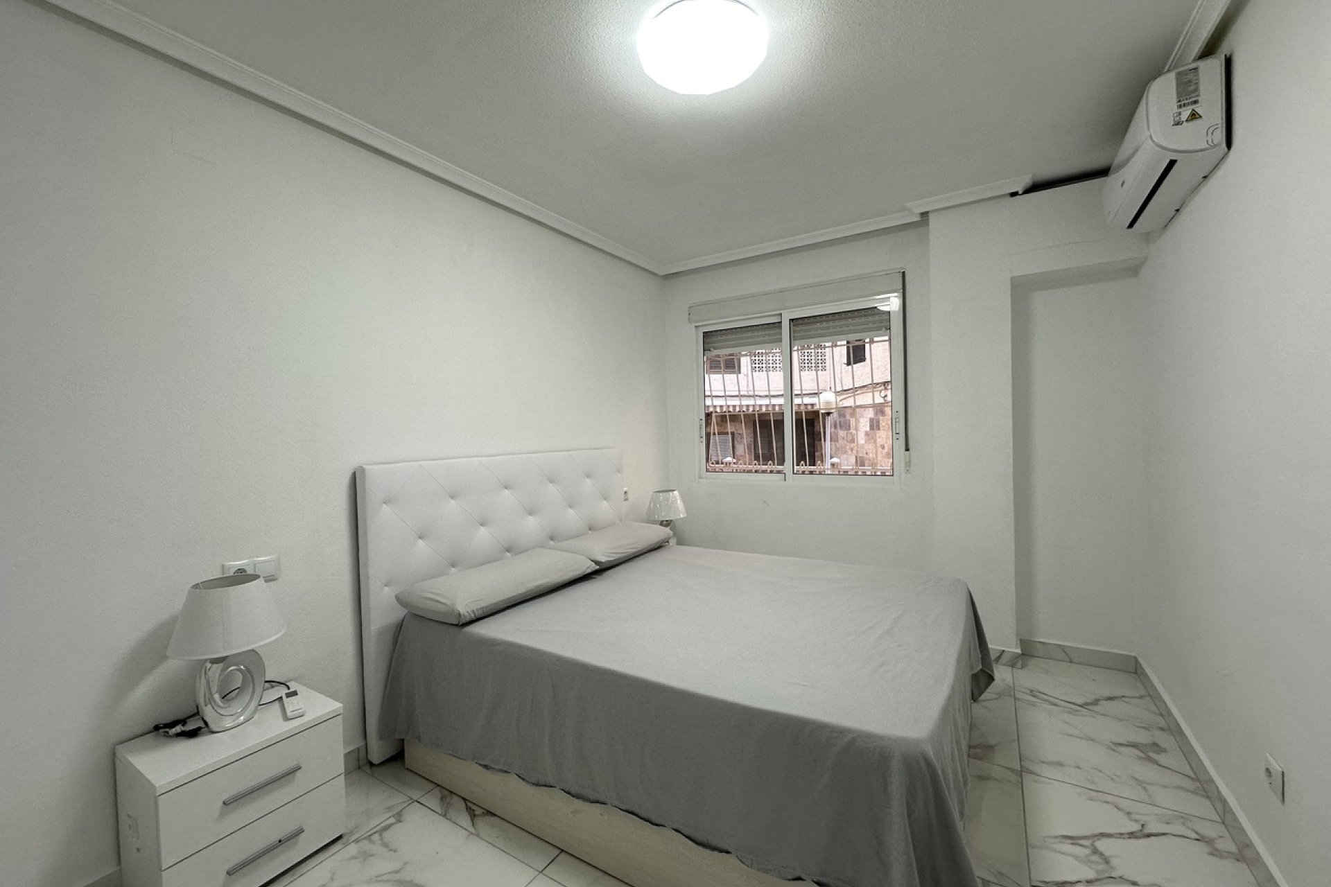 Reventa - Apartment -
Torrevieja - Costa Blanca