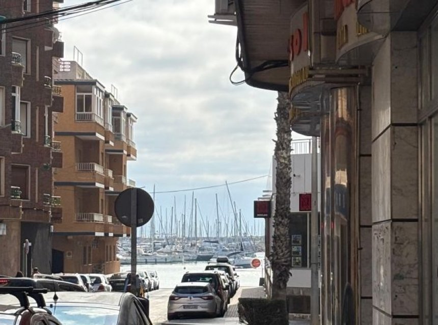 Reventa - Apartment -
Torrevieja - Costa Blanca