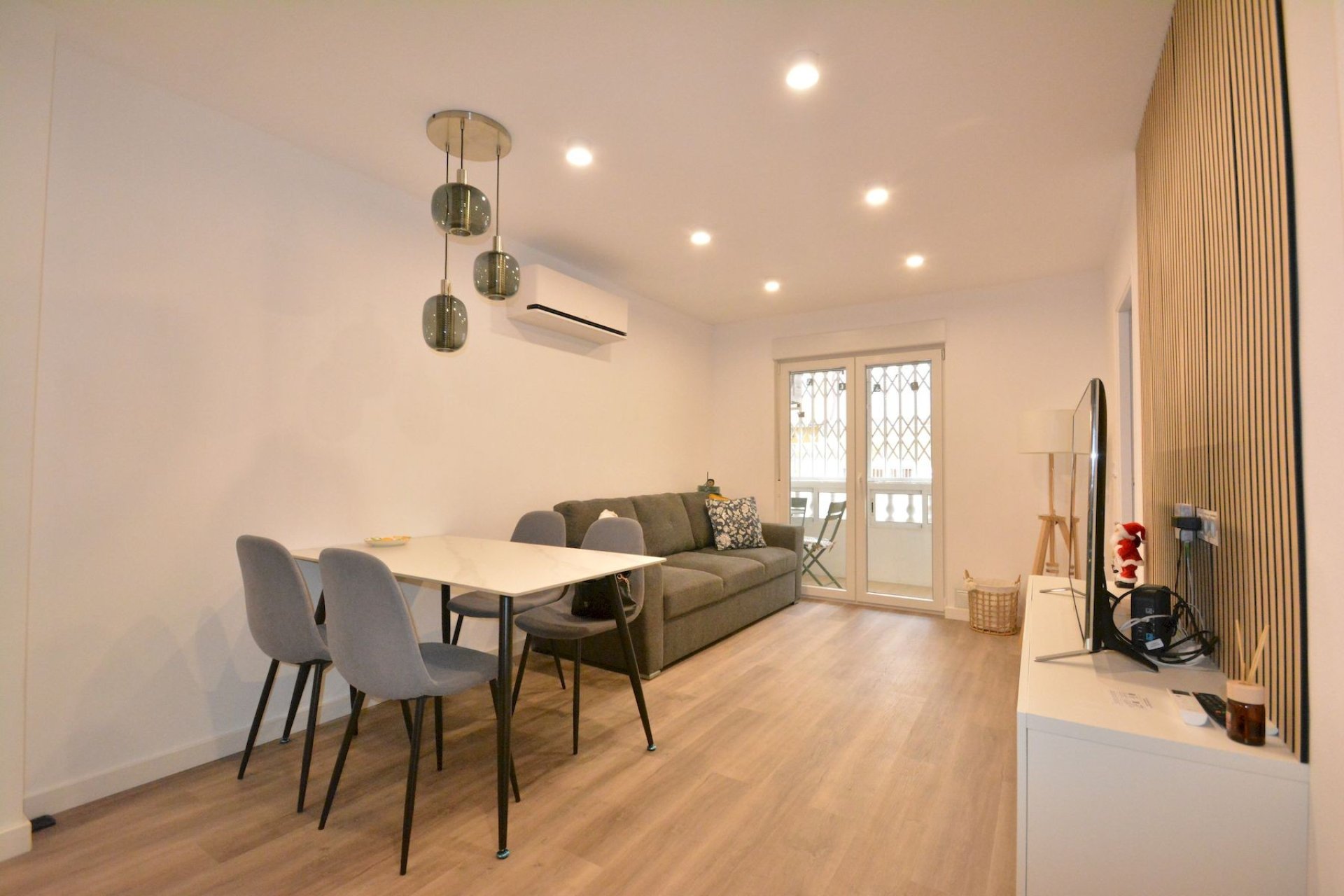 Reventa - Apartment -
Torrevieja - Costa Blanca