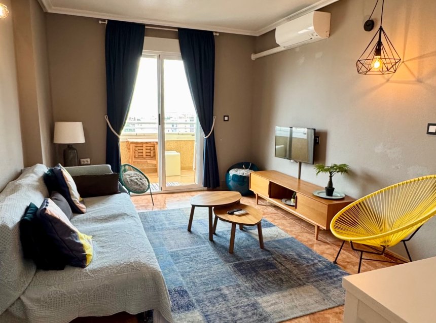 Reventa - Apartment -
Torrevieja - Costa Blanca