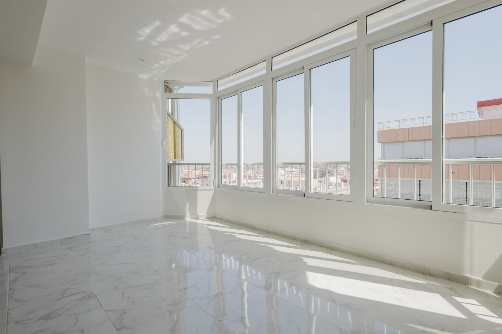 Reventa - Apartment -
Torrevieja - Costa Blanca