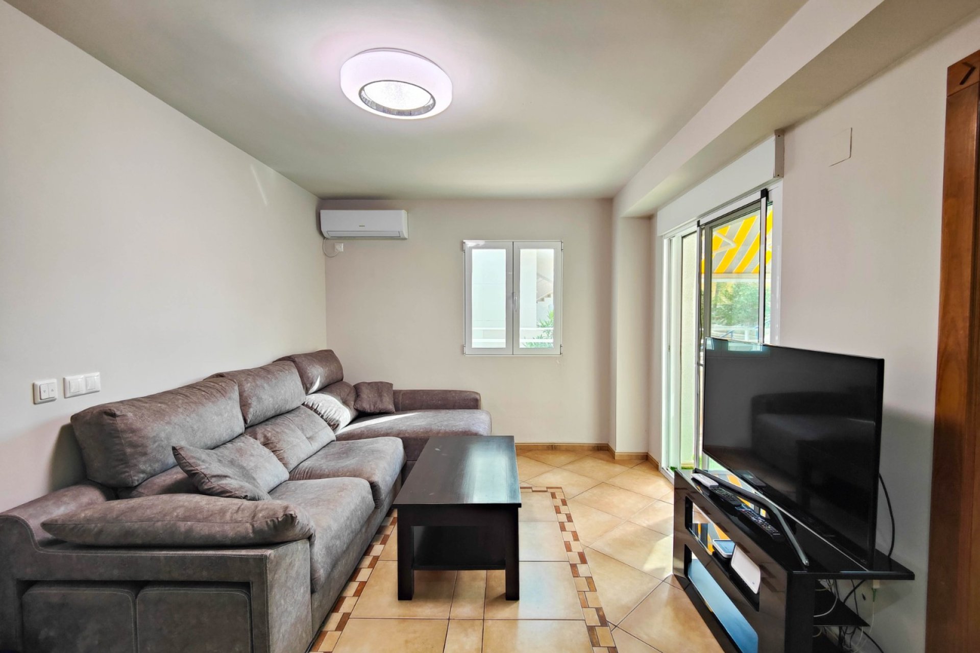 Reventa - Apartment -
Torrevieja - Costa Blanca