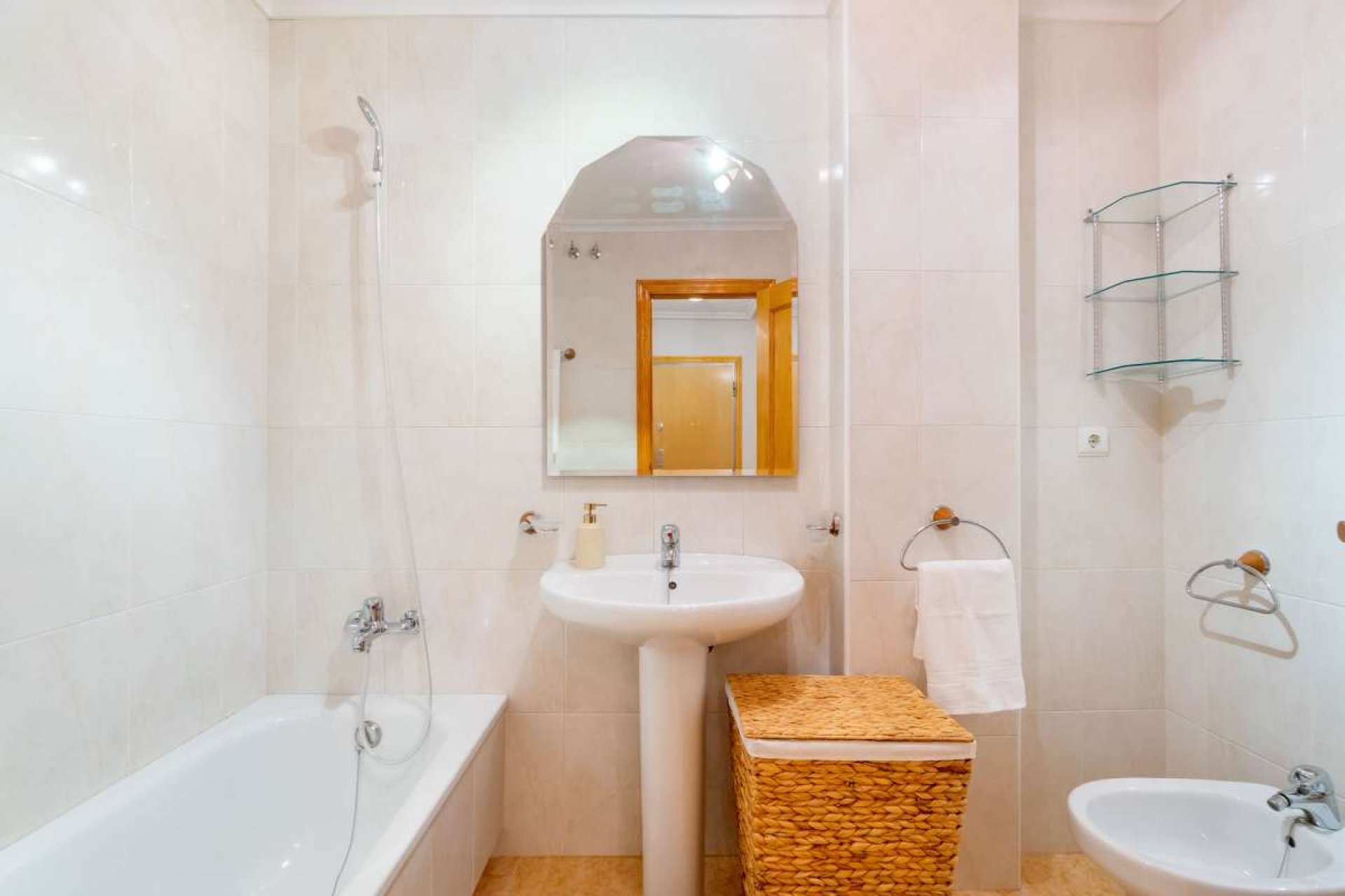 Reventa - Apartment -
Torrevieja - Costa Blanca