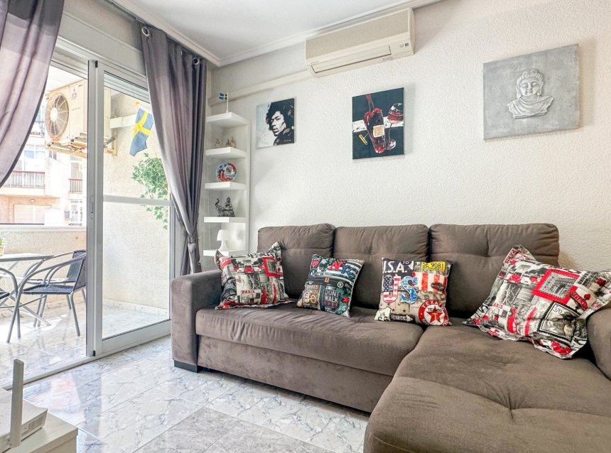 Reventa - Apartment -
Torrevieja - Costa Blanca
