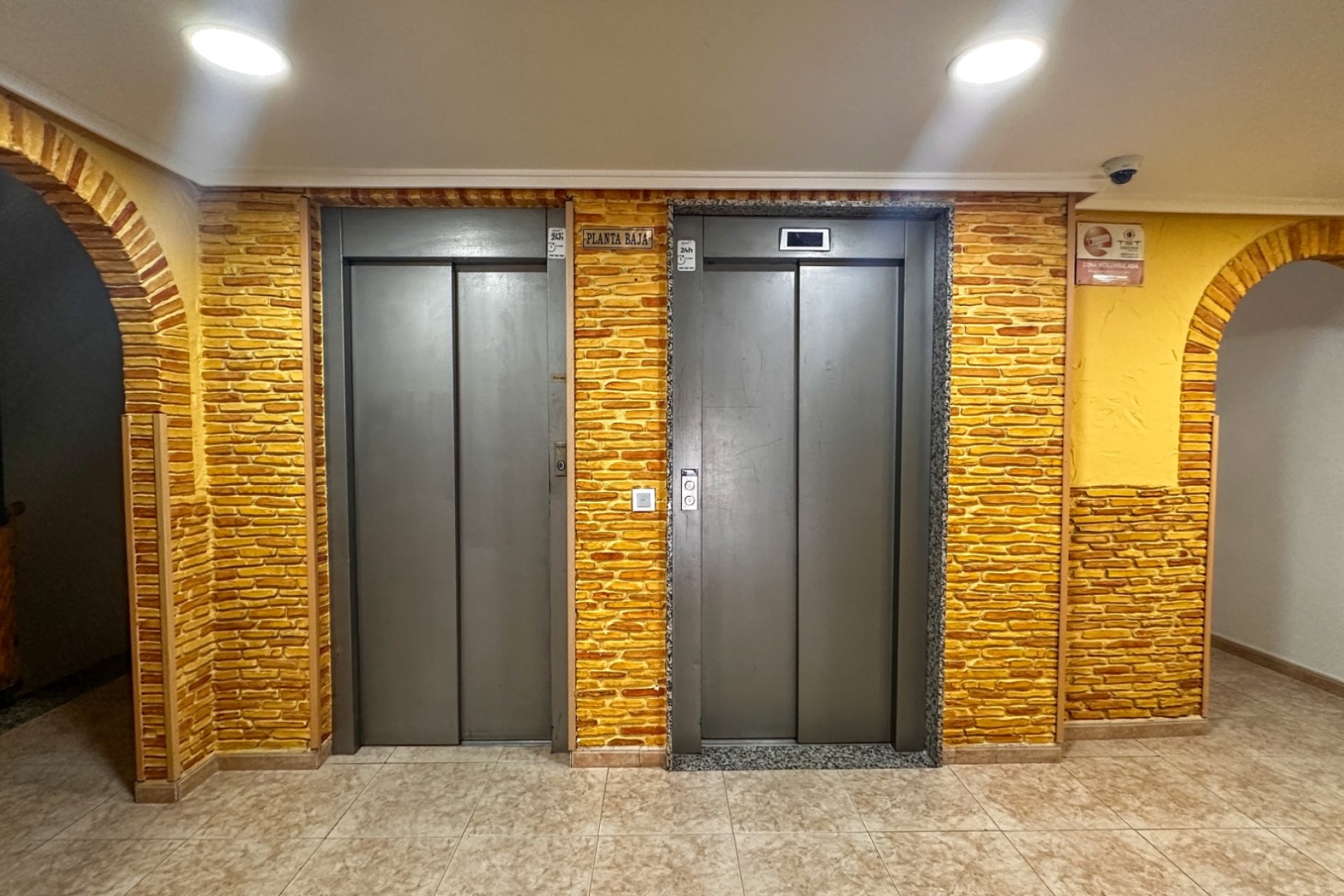 Reventa - Apartment -
Torrevieja - Costa Blanca