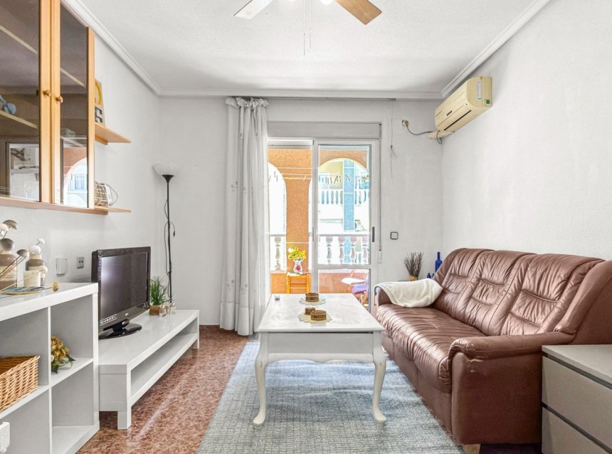 Reventa - Apartment -
Torrevieja - Costa Blanca