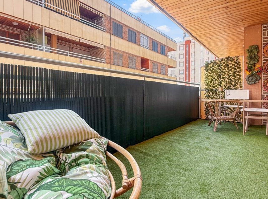 Reventa - Apartment -
Torrevieja - Costa Blanca