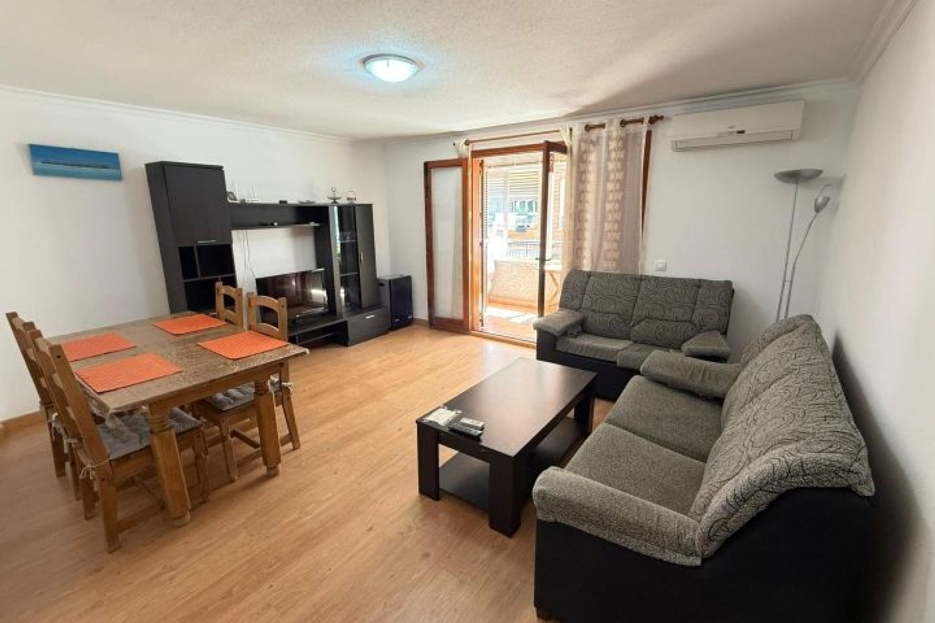 Reventa - Apartment -
Torrevieja - Costa Blanca