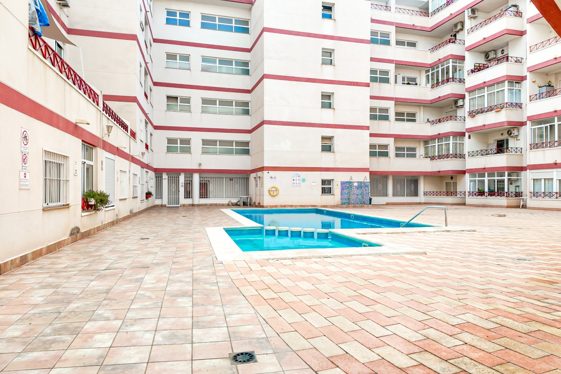 Reventa - Apartment -
Torrevieja - Costa Blanca
