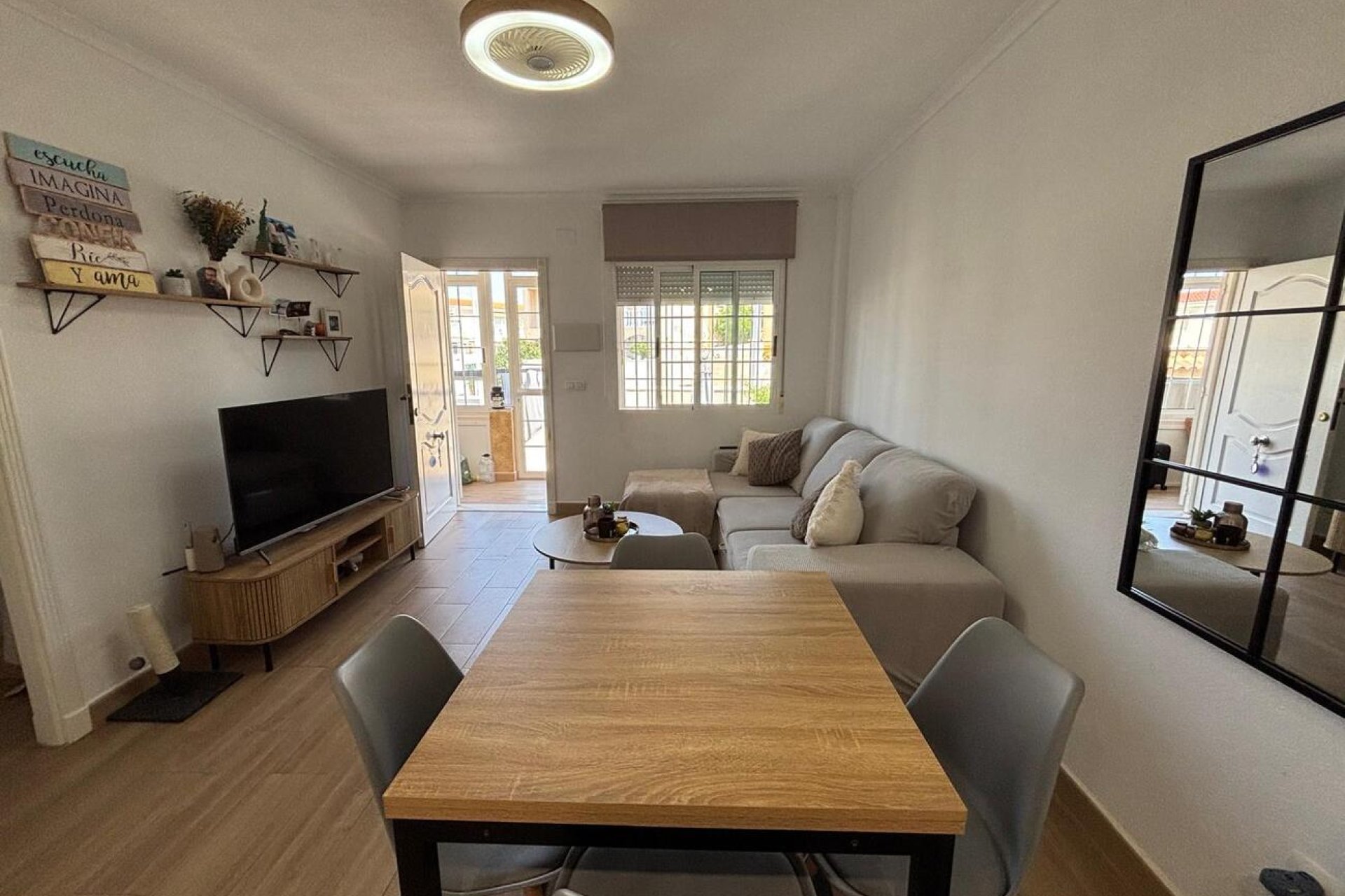 Reventa - Apartment -
Torrevieja - Costa Blanca