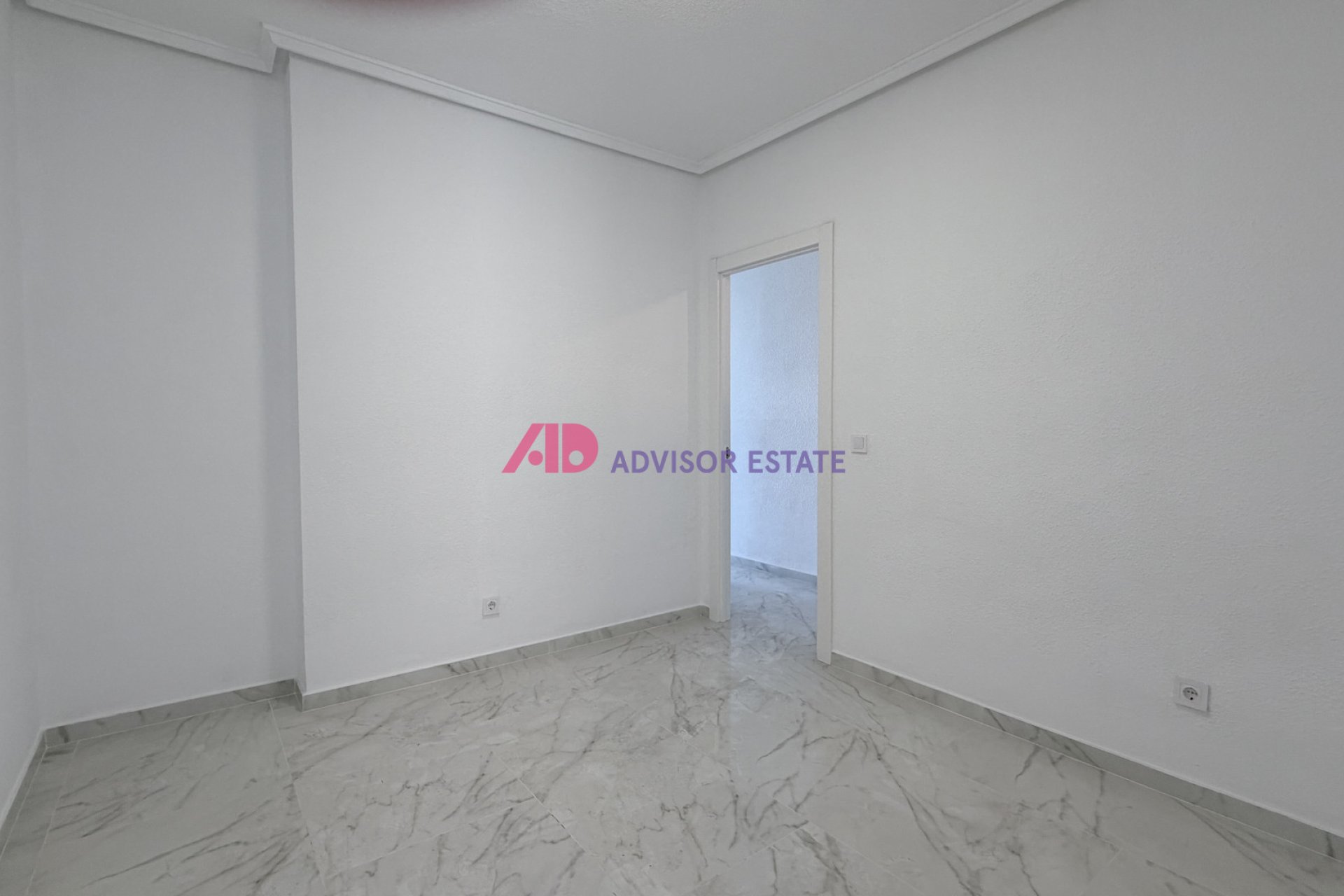 Reventa - Apartment -
Torrevieja - Costa Blanca