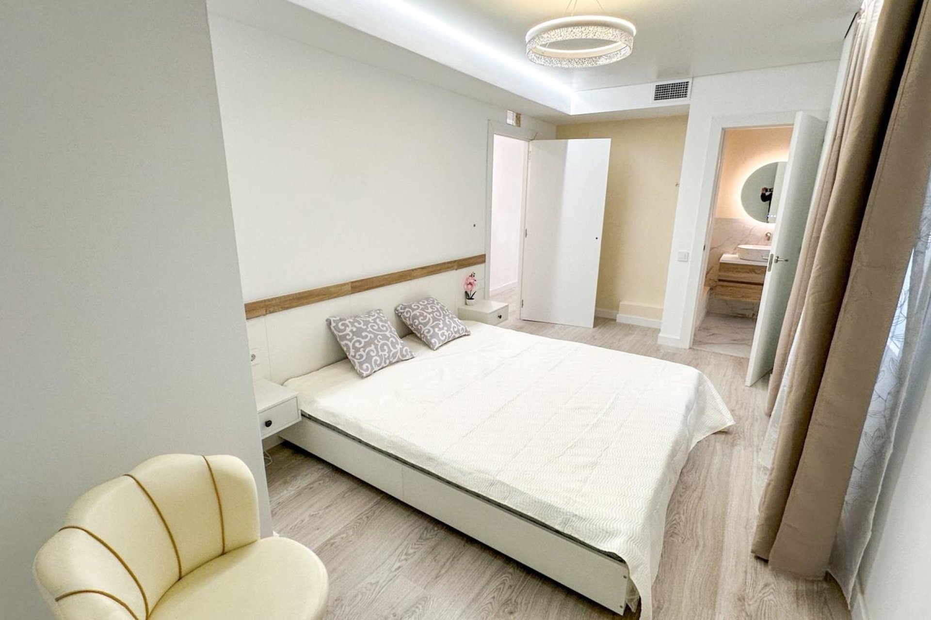 Reventa - Apartment -
Torrevieja - Costa Blanca
