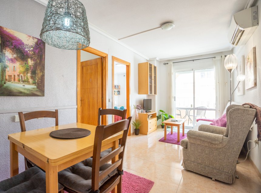 Reventa - Apartment -
Torrevieja - Costa Blanca