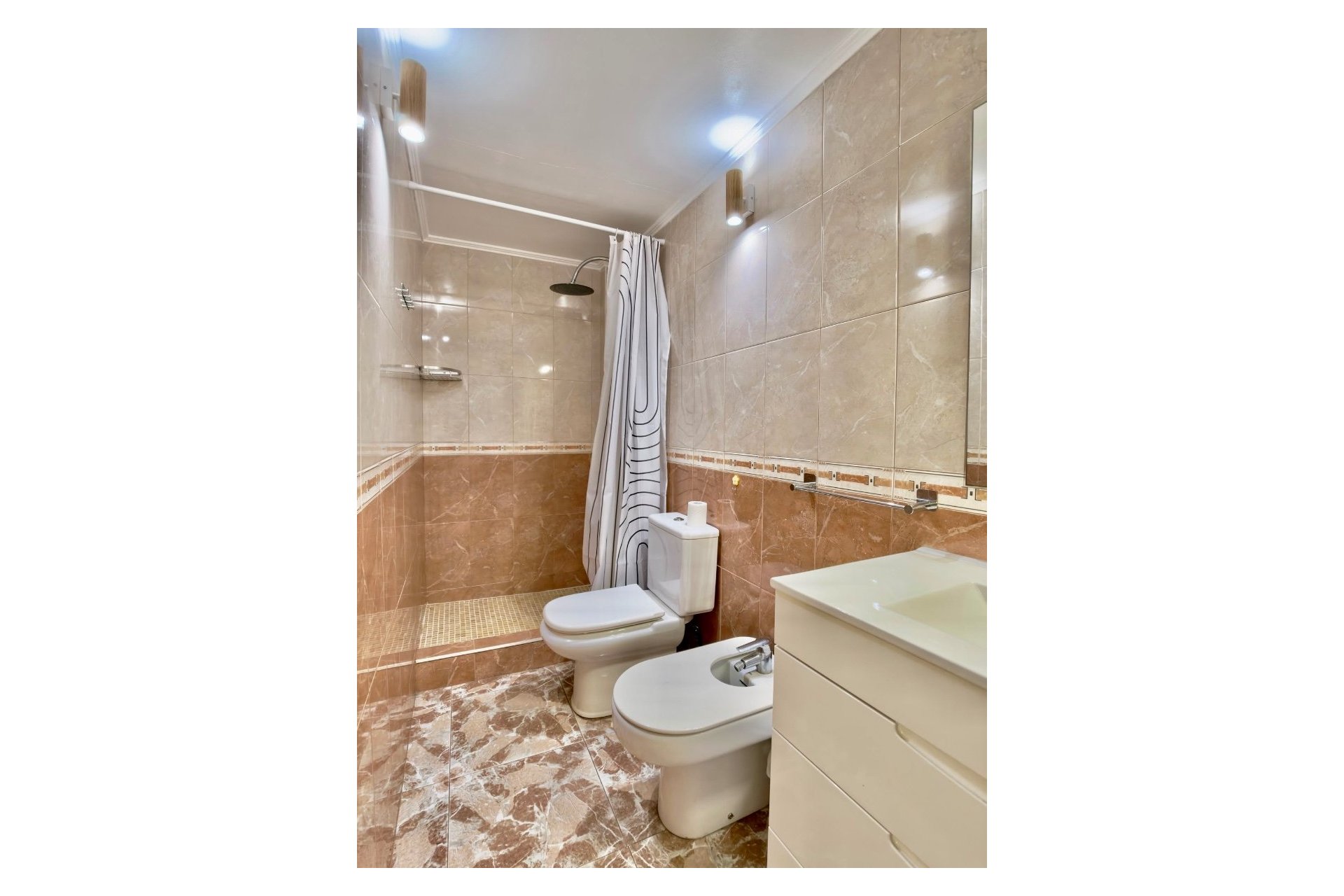 Reventa - Apartment -
Torrevieja - Costa Blanca