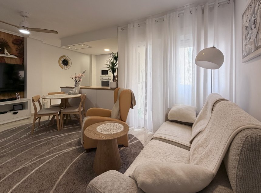 Reventa - Apartment -
Torrevieja - Costa Blanca