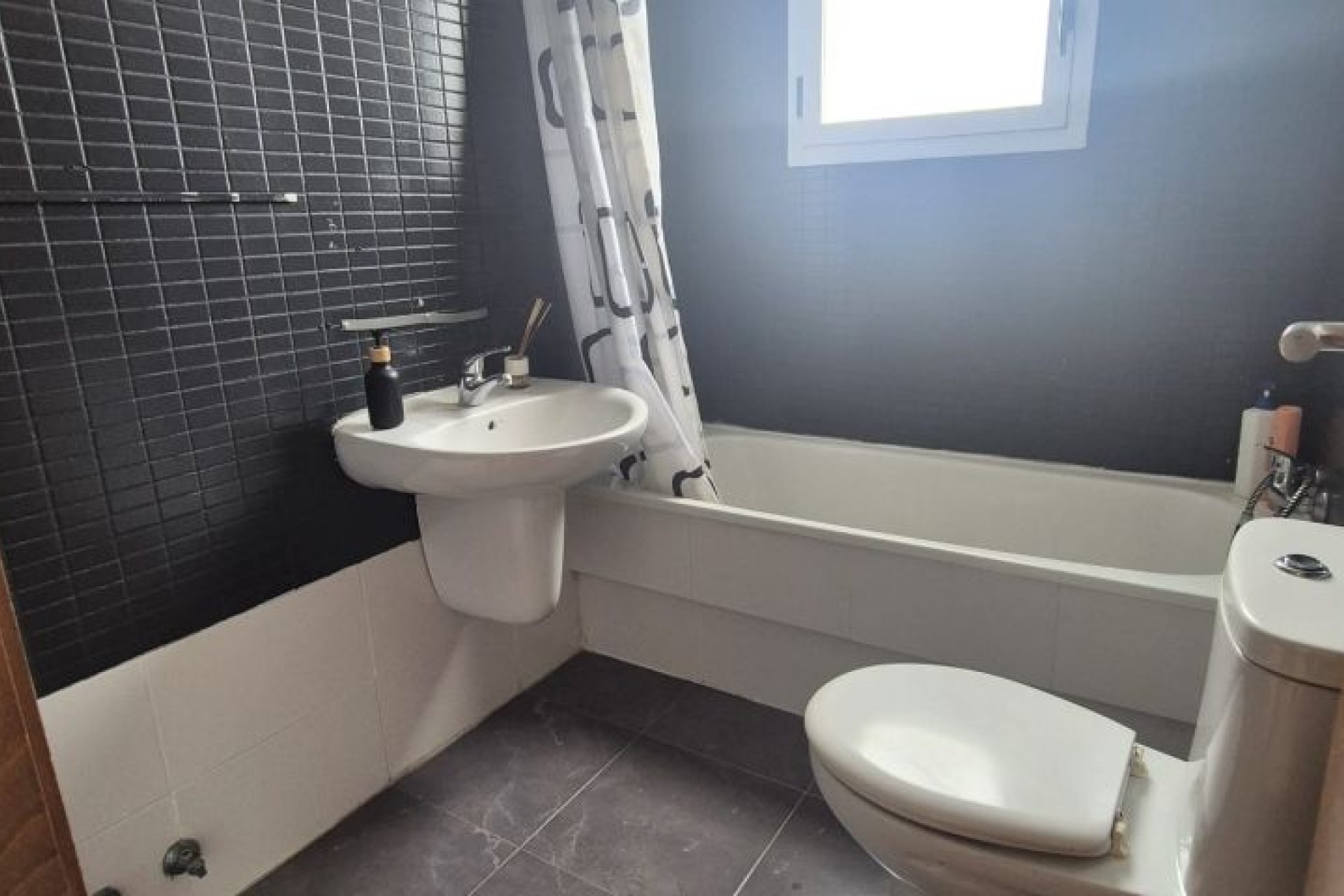 Reventa - Apartment -
Torrevieja - Costa Blanca