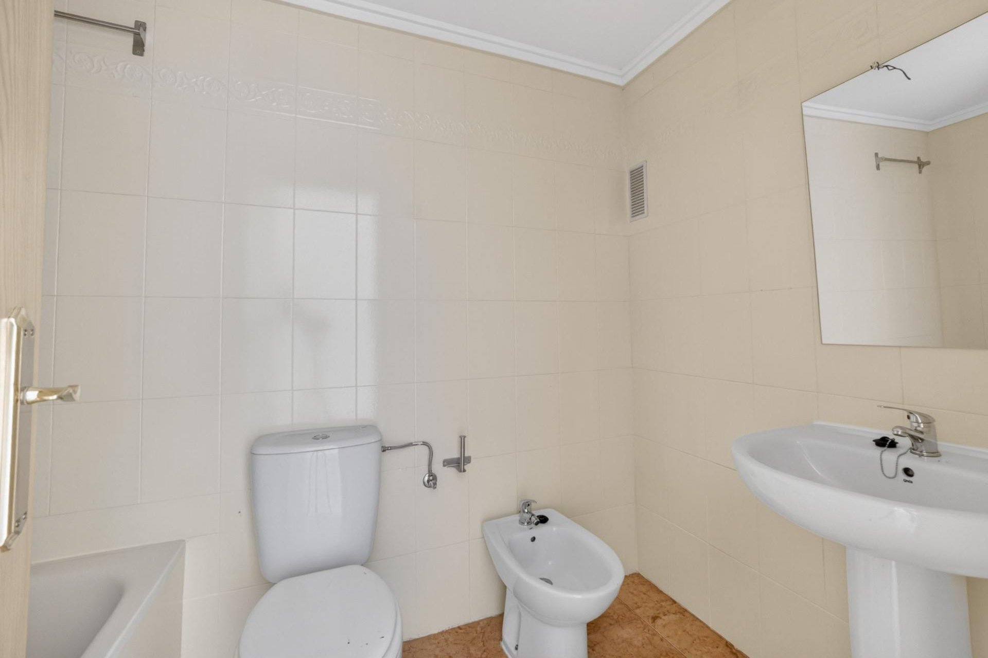 Reventa - Apartment -
Torrevieja - El Limonar