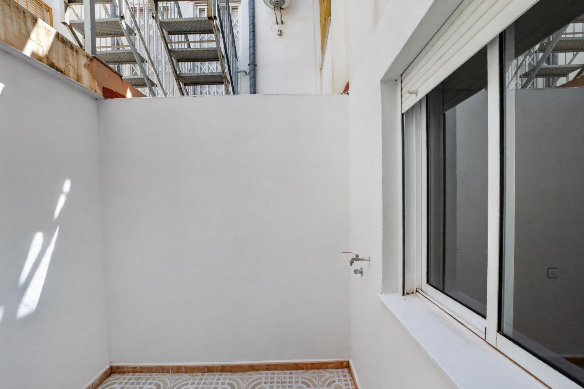 Reventa - Apartment -
Torrevieja - El Limonar
