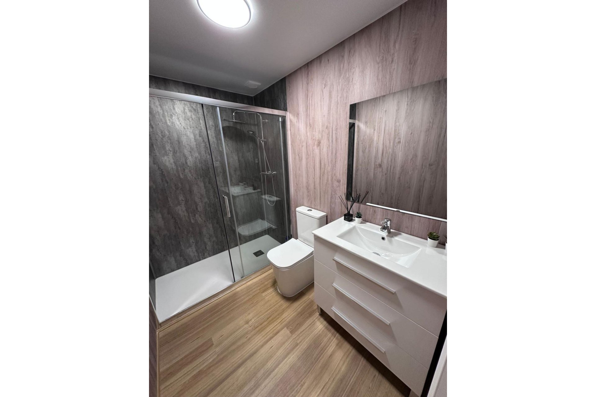 Reventa - Apartment -
Torrevieja - Estacion De Autobuses