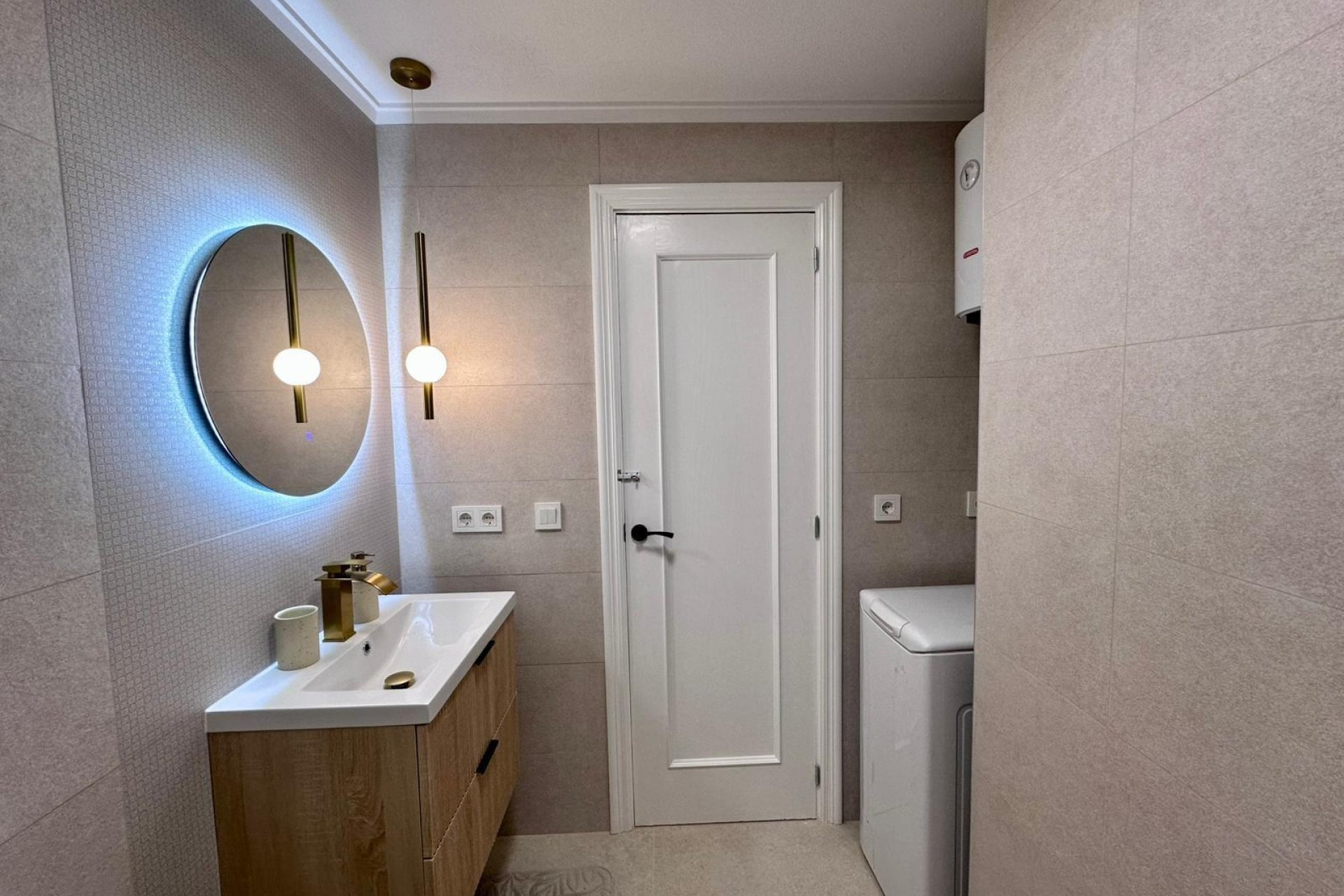 Reventa - Apartment -
Torrevieja - Estacion De Autobuses