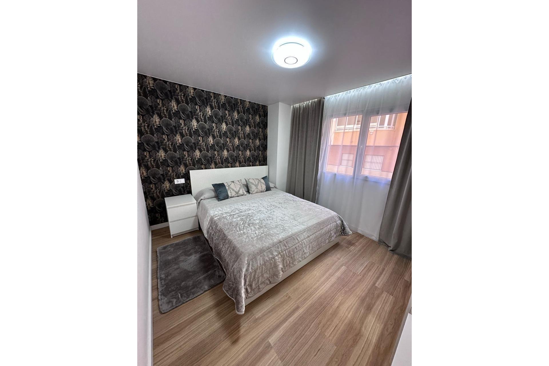 Reventa - Apartment -
Torrevieja - Estacion De Autobuses