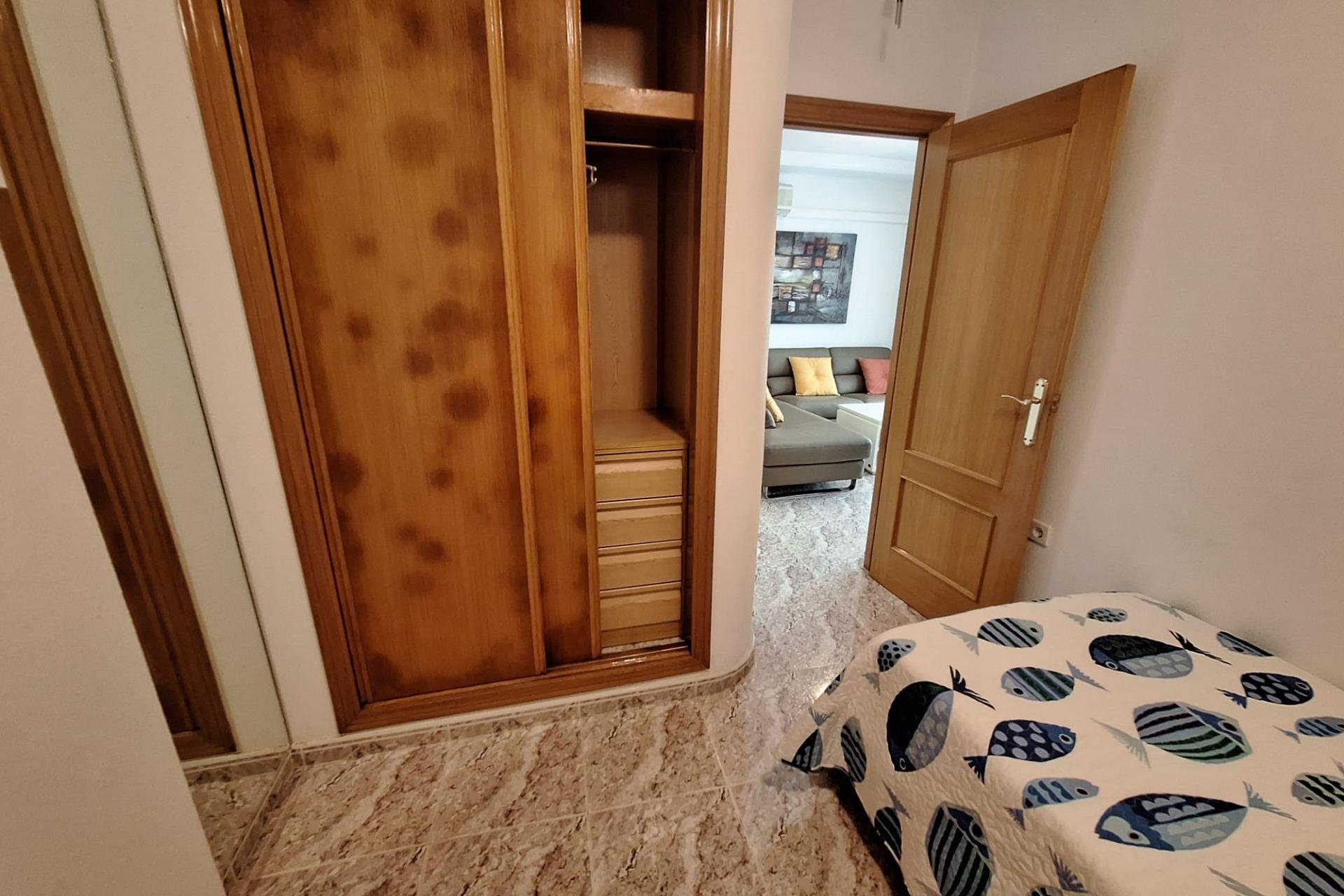 Reventa - Apartment -
Torrevieja - Estacion De Autobuses