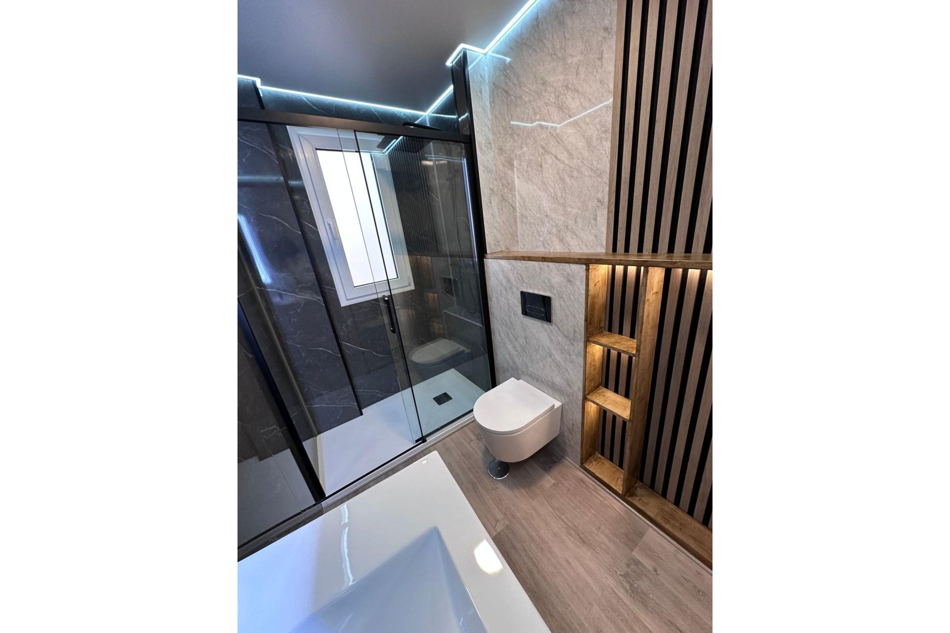 Reventa - Apartment -
Torrevieja - Estacion De Autobuses