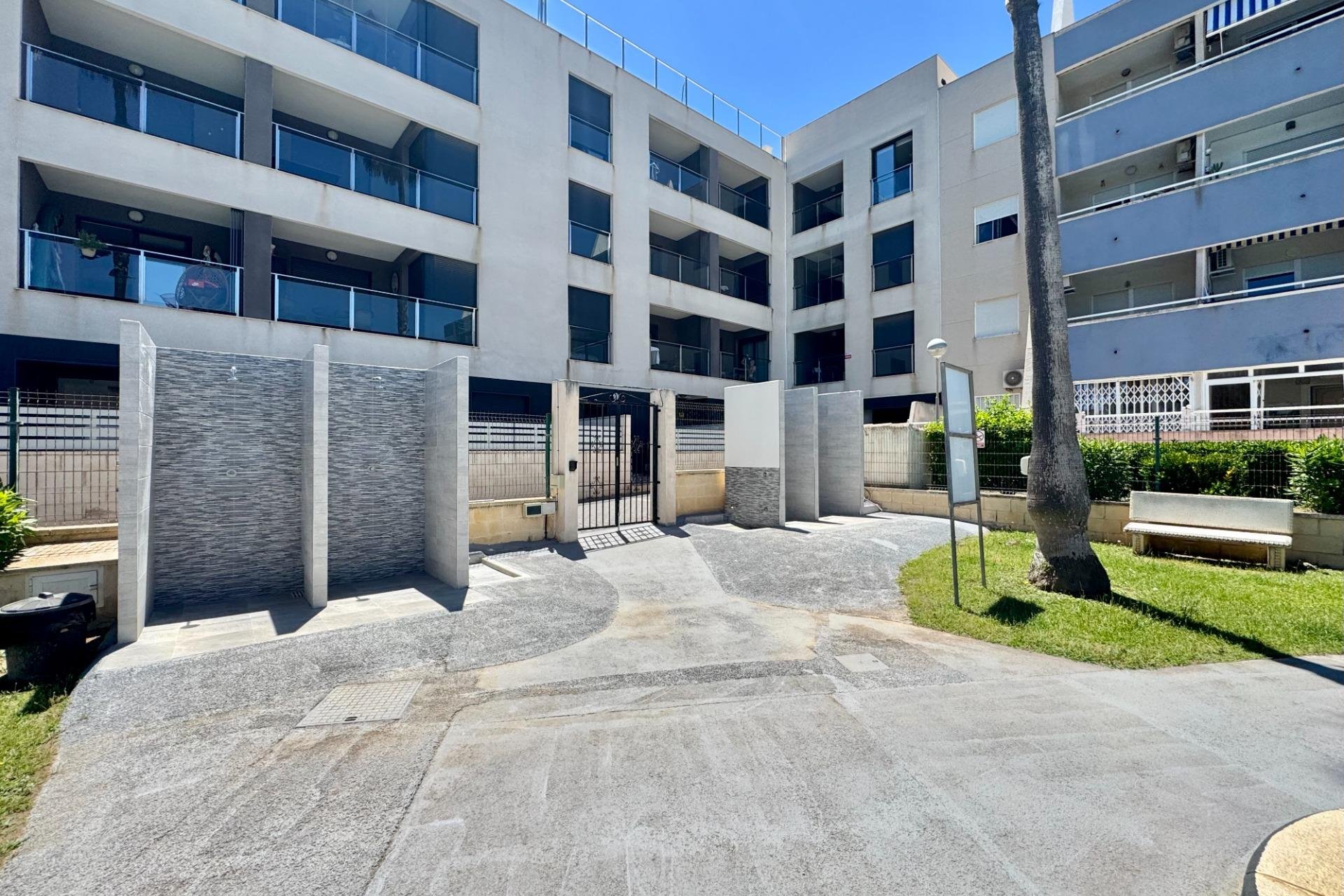 Reventa - Apartment -
Torrevieja - Gaspar Perrelló
