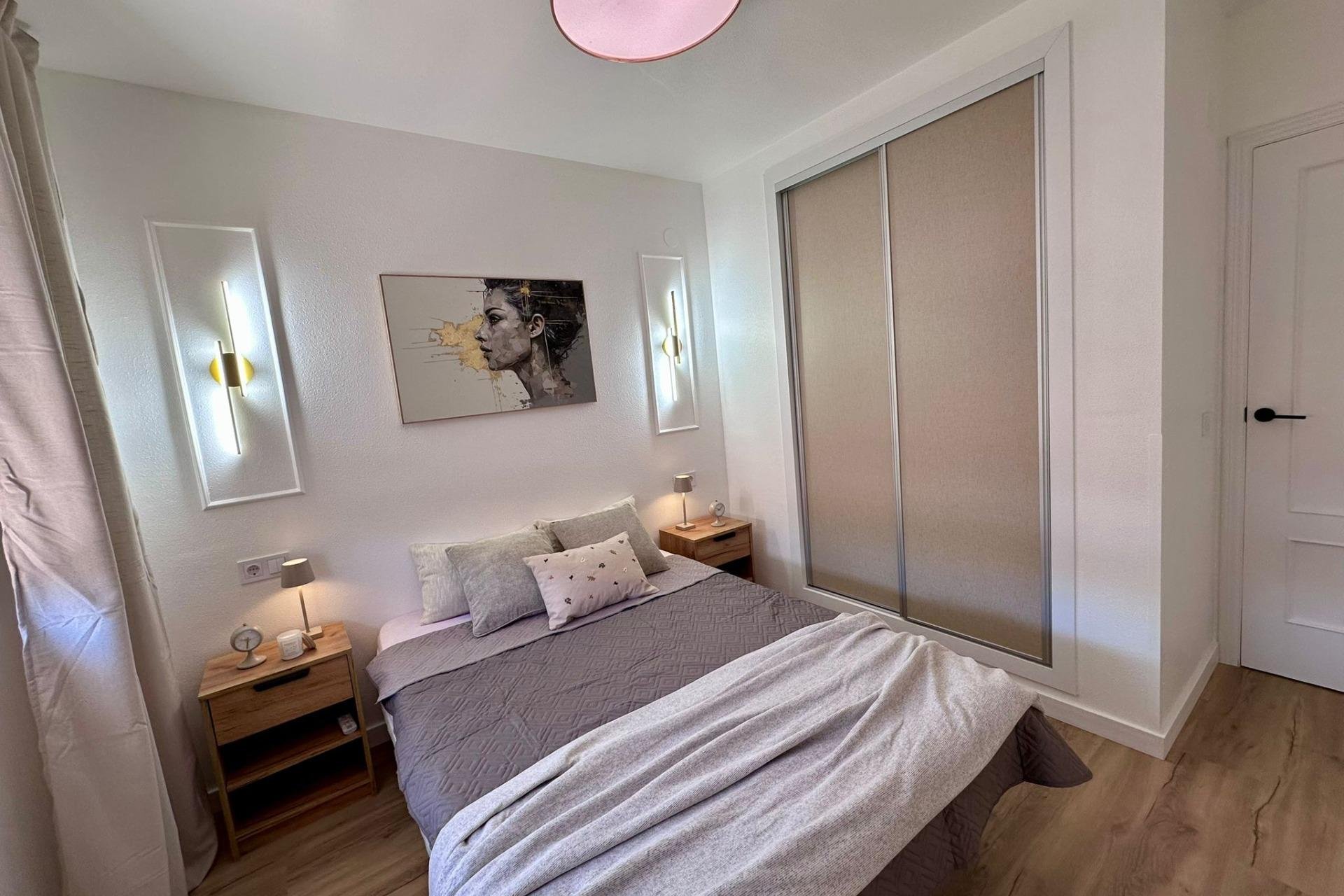 Reventa - Apartment -
Torrevieja - Habaneras