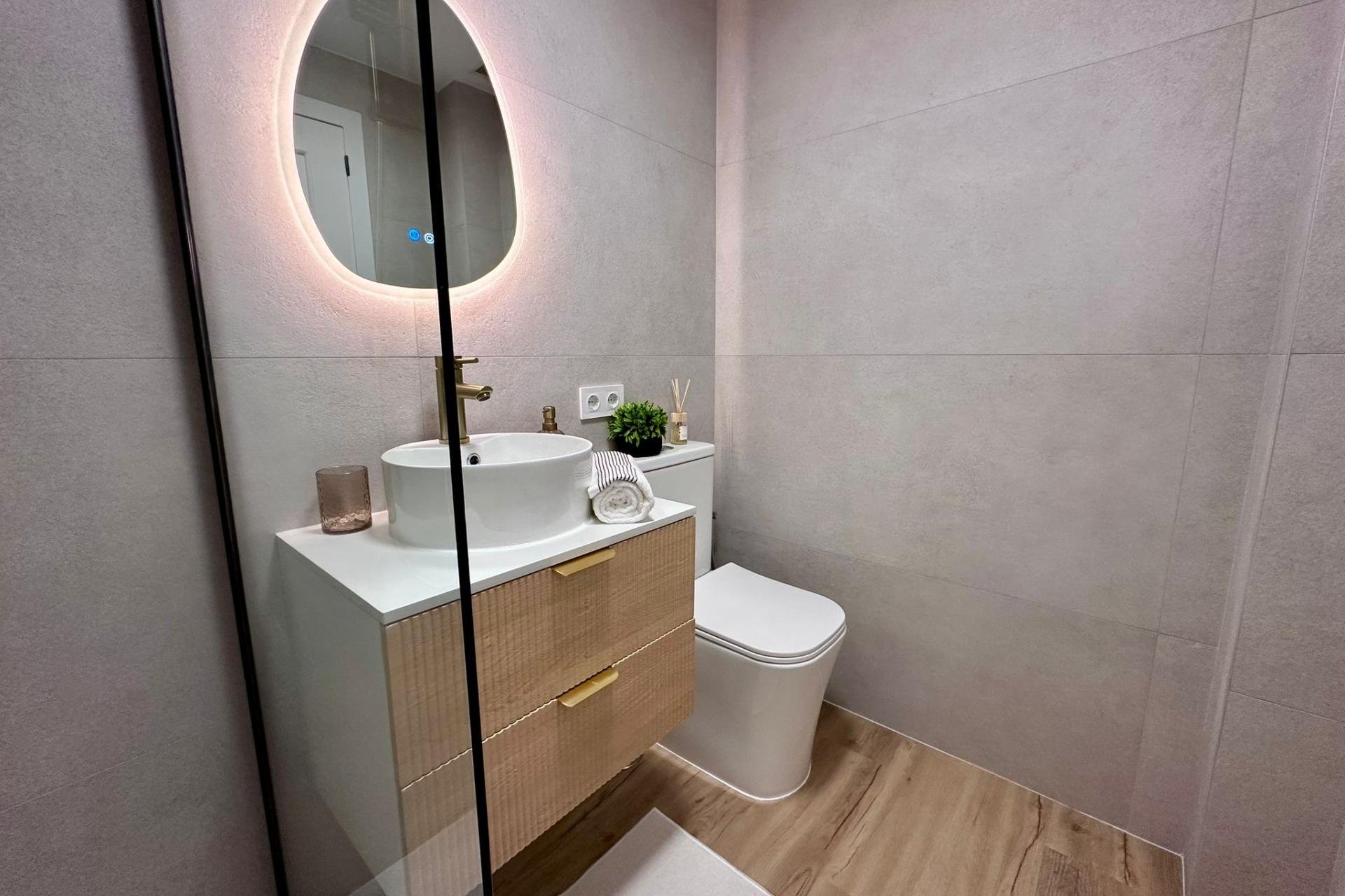 Reventa - Apartment -
Torrevieja - Habaneras