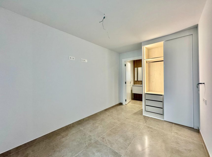 Reventa - Apartment -
Torrevieja - Habaneras