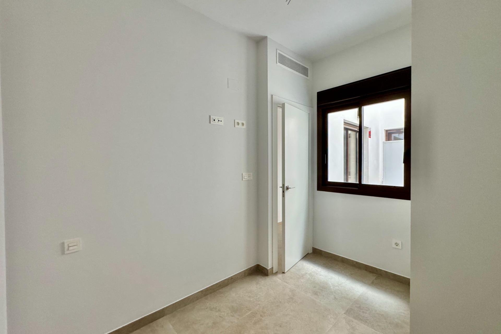 Reventa - Apartment -
Torrevieja - Habaneras